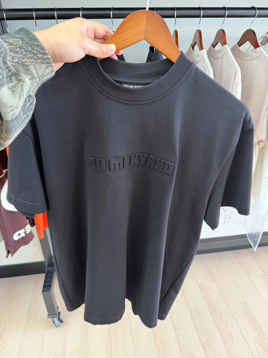 Du Mi Kyanq Tee Embossed Black - Qualité Los Angeles
